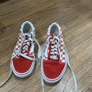 Old Skool ‘Red Check board Vans